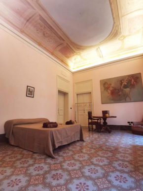 GARIBALDI HOUSE